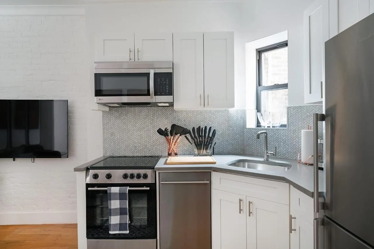 1290-7 New Renovated 2 Bedrooms In Ues New York